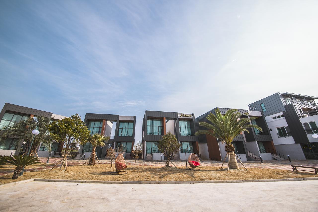 J Raum Resort Seogwipo Ngoại thất bức ảnh