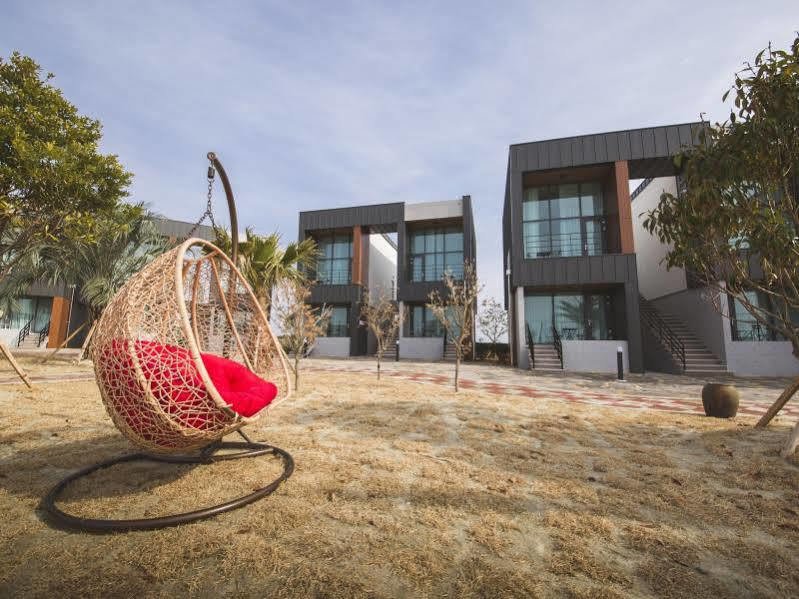 J Raum Resort Seogwipo Ngoại thất bức ảnh