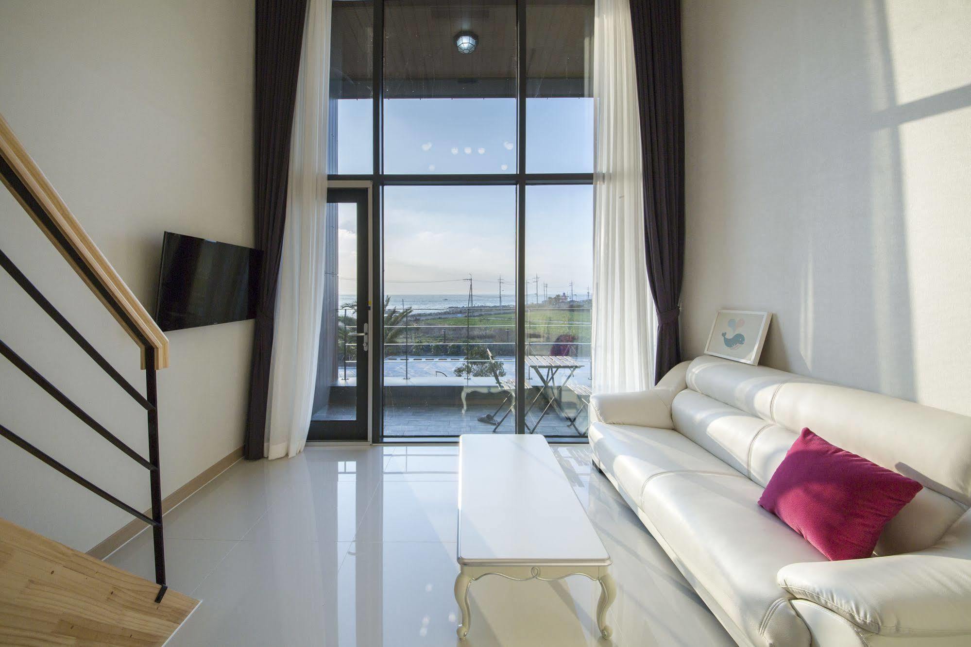 J Raum Resort Seogwipo Ngoại thất bức ảnh