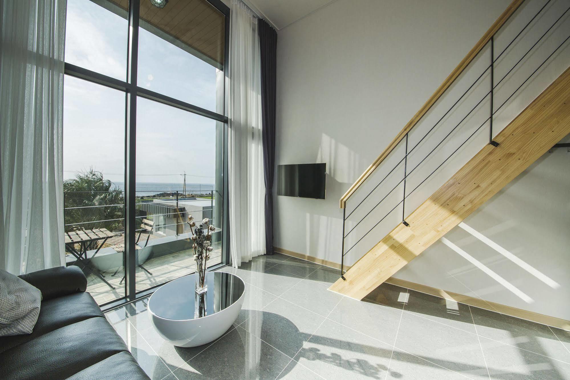 J Raum Resort Seogwipo Ngoại thất bức ảnh