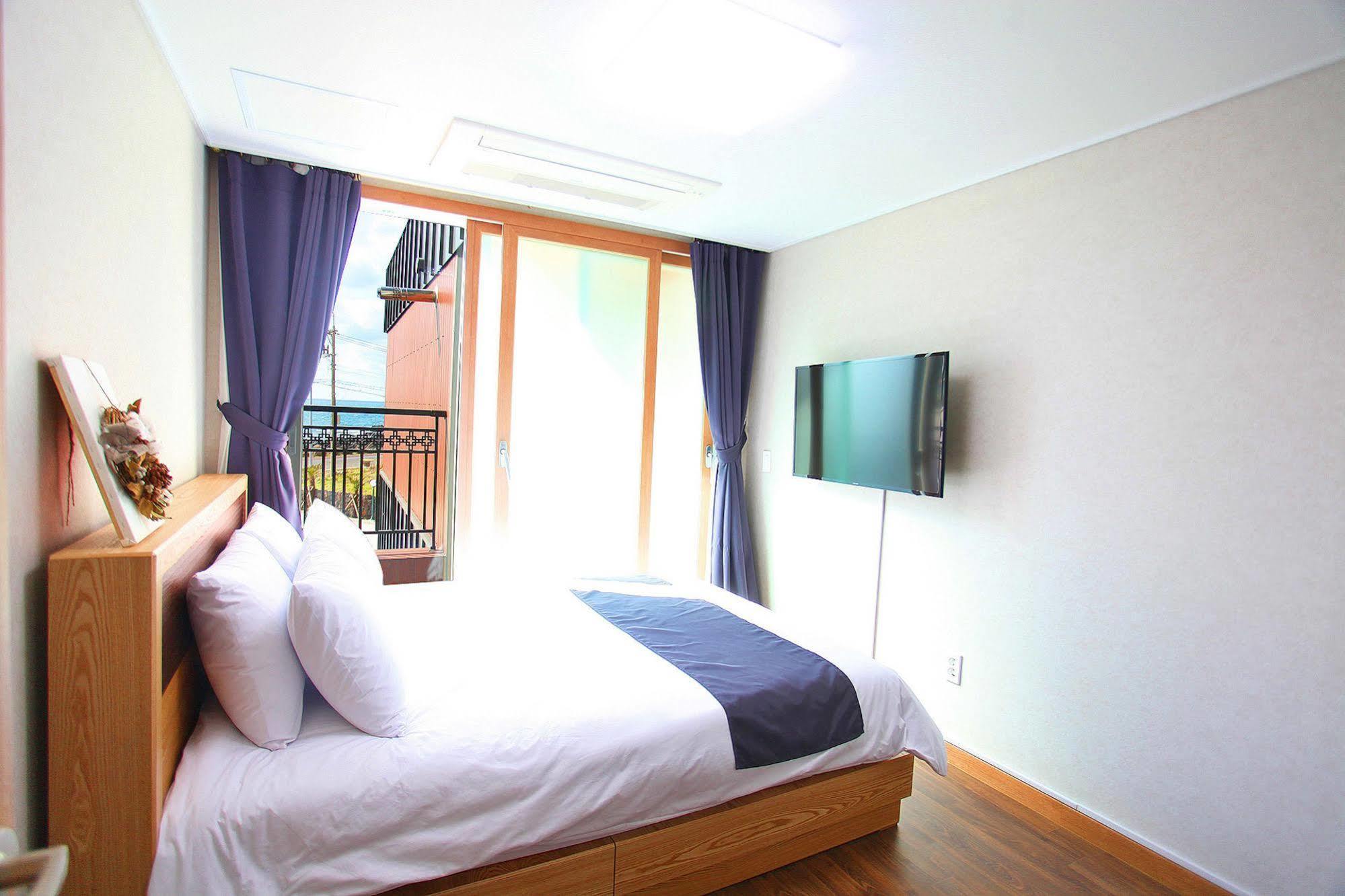 J Raum Resort Seogwipo Ngoại thất bức ảnh