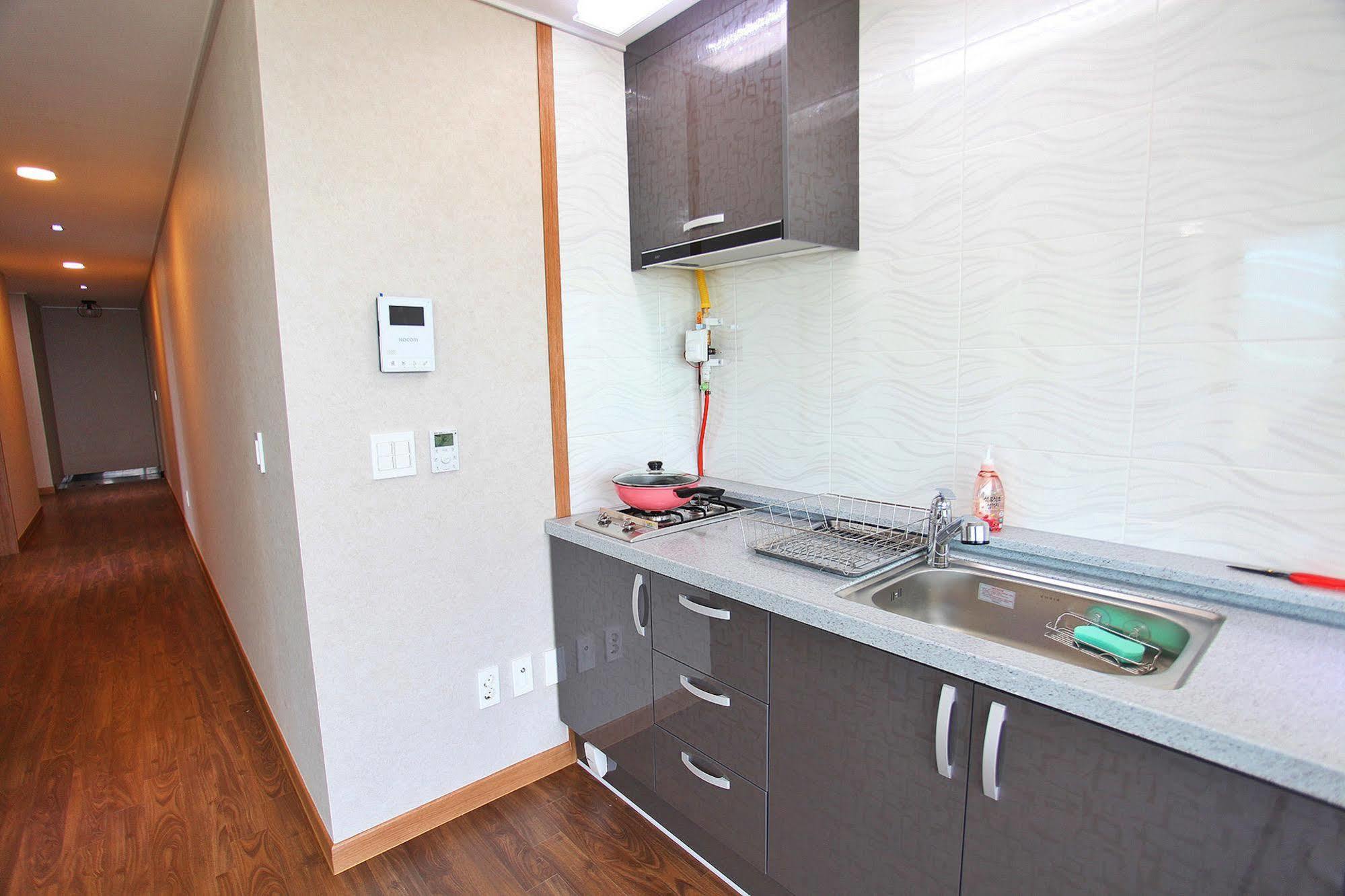J Raum Resort Seogwipo Ngoại thất bức ảnh